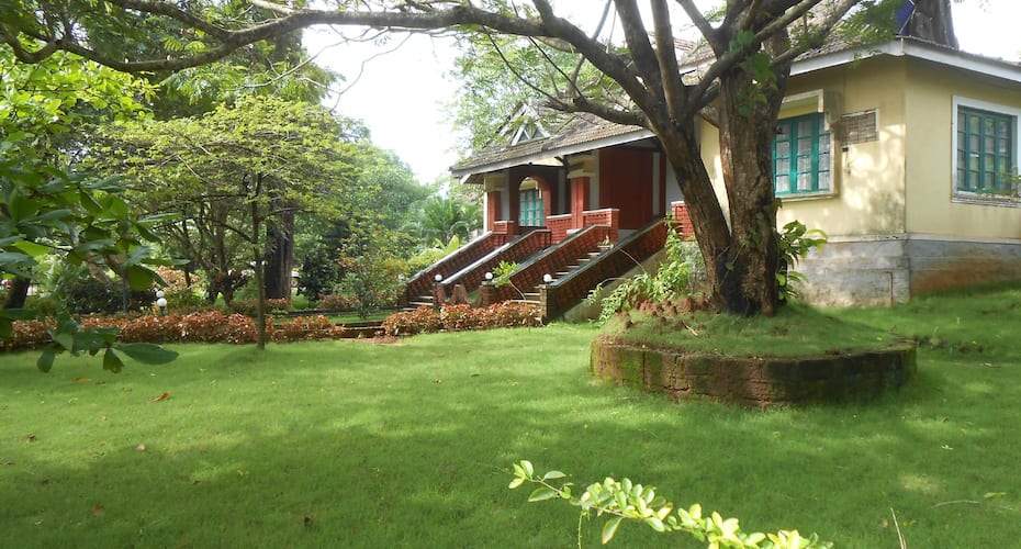 Om Beach Resort-Jungle Lodges, Gokarna 1